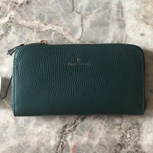 🇮🇹 Chiara Ferretti Leather Wallet (NWT)